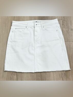 VINEYARD VINES Skirt White Denim Raw Hem Mini Skirt Women’s Size 2 Stretch
